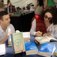 31 Iran Through Books 