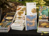 89 Iran Through Books 
