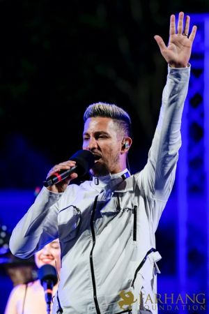1 Kamyar at Grand Performances 2022