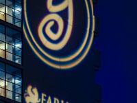 28 Kamyar at Grand Performances 2022
