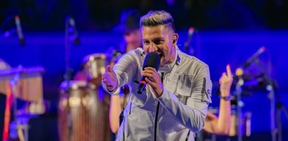 40 Kamyar at Grand Performances 2022 40 Kamyar at Grand Performances 2022