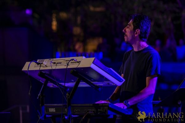 43 Kamyar at Grand Performances 2022