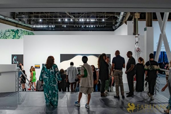 Tala Madani Exhibition Opening 005