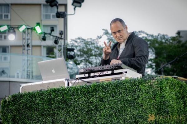 2023 Shahin Najafi at Grand Performances   05