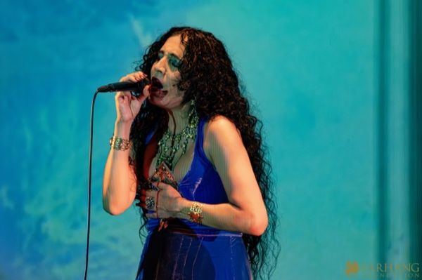 NIYAZ THE FOURTH LIGHT   024