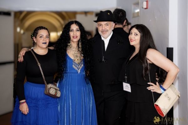 NIYAZ THE FOURTH LIGHT   060