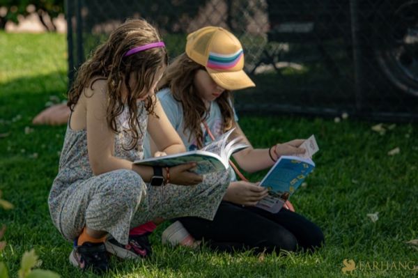 006 Iran Through Books 2024