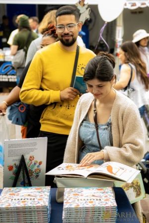 007 Iran Through Books 2024