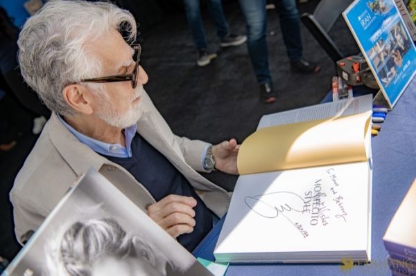 045 Iran Through Books 2024