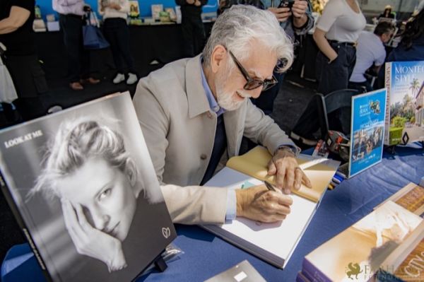 047 Iran Through Books 2024