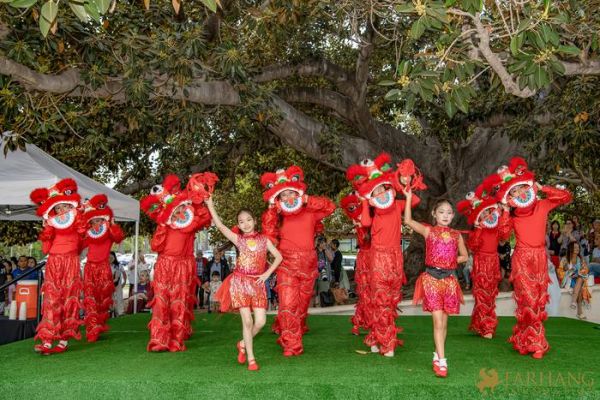 029 Festival Beverly Hills
