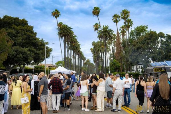 052 Festival Beverly Hills