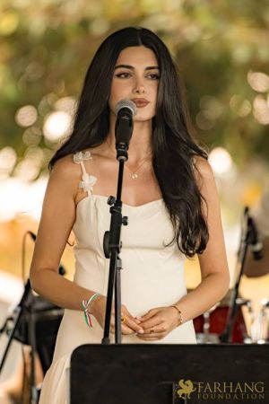 070 Festival Beverly Hills