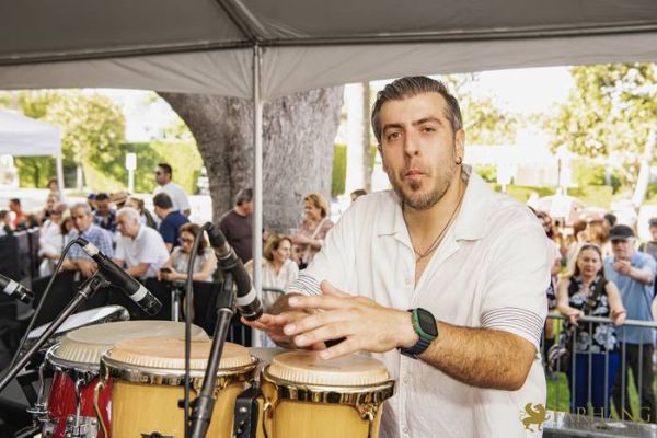 081 Festival Beverly Hills