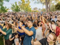 084 Festival Beverly Hills