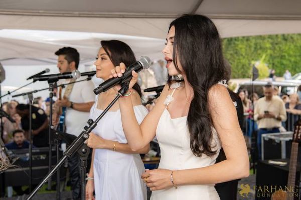 085 Festival Beverly Hills