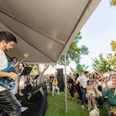 090 Festival Beverly Hills