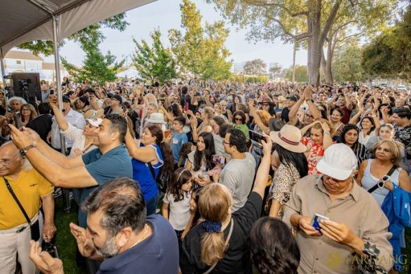 102 Festival Beverly Hills
