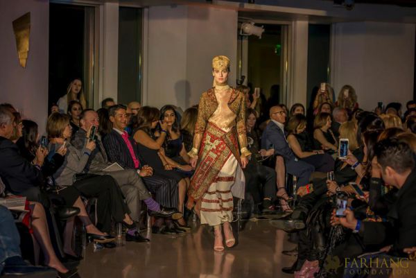 shahla dorriz iranian cultural runway 018