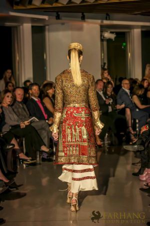 shahla dorriz iranian cultural runway 021