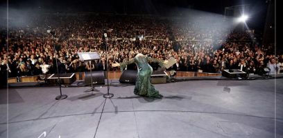 googoosh at the hollywood bowl 012 googoosh at the hollywood bowl 012