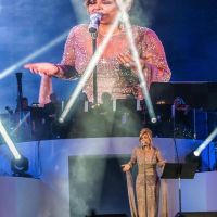 googoosh at the hollywood bowl 060 googoosh at the hollywood bowl 060
