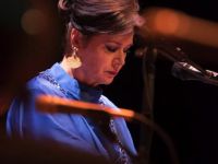 parisa live at farhangs 11th nowruz celebration 002