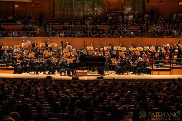 Farhang s Nowruz at the Pacific Symphony 010