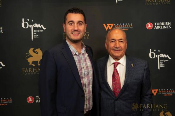 On The Red Carpet   Farhang Gala 020