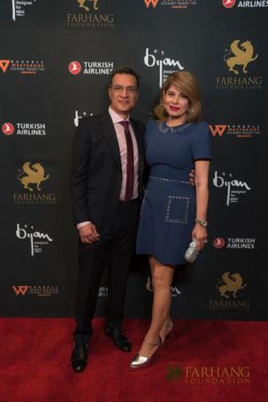 On The Red Carpet   Farhang Gala 180